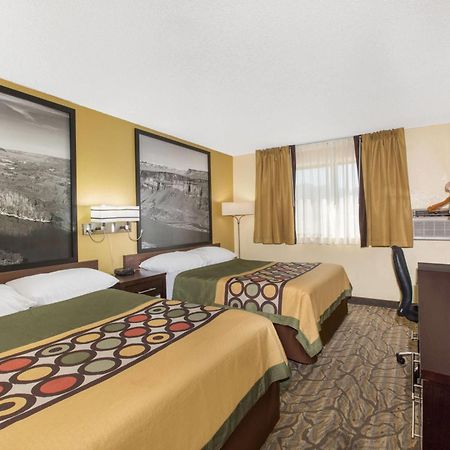 Super 8 By Wyndham Nampa Hotel Exterior foto